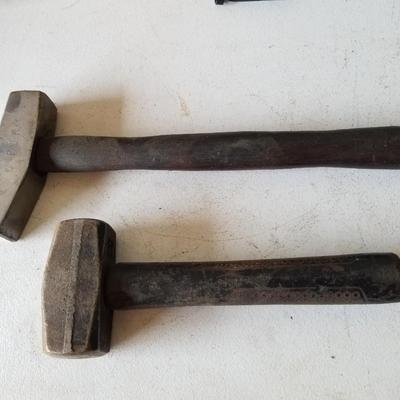 2 Hammers