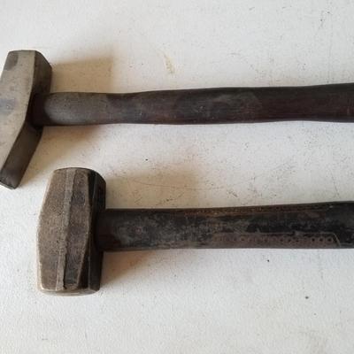 2 Hammers