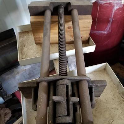 Bench Vise