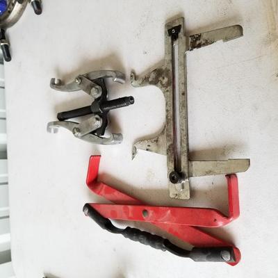 Battery Tool & Puller