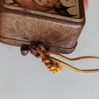 Vintage Hummel Pull String Music Box, Works