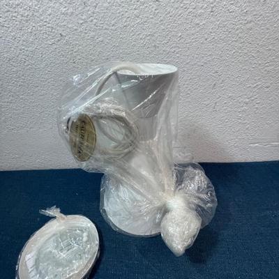 LOT 692: TROY LIGHTING FIXTURE MADE IN CALIFORNIA (WHITE)