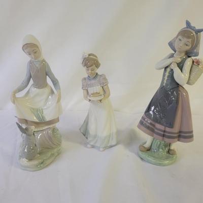 Three Lladros Porcelain Statuettes (G-DW)