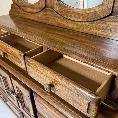 OLD HICKORY SOLID OAK DRESSER