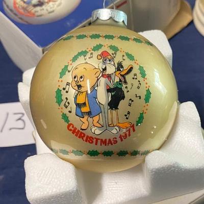1977 2 Looney Tone Ornaments