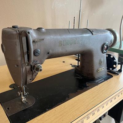 SINGER 251-2 Sewing Table *Read Details