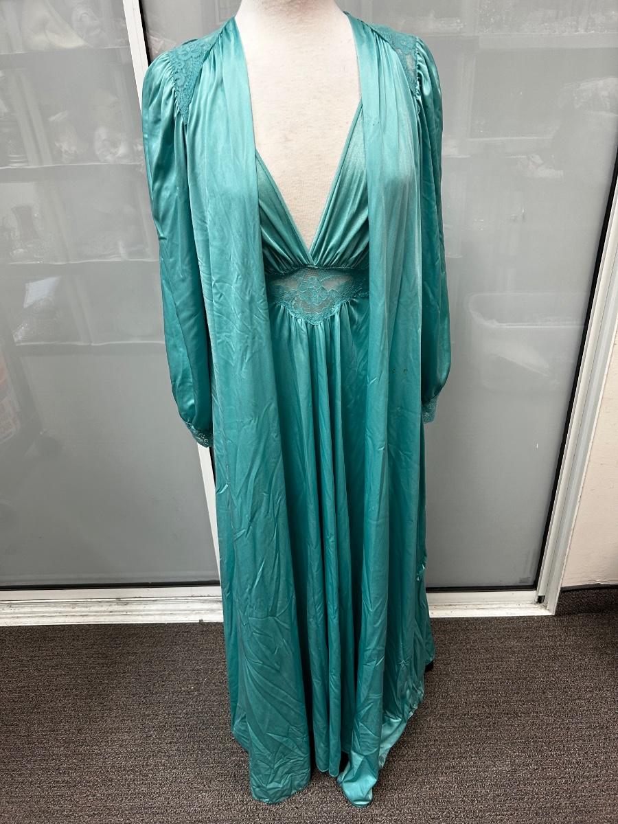 Vintage Retro Olga Teal Green Two Piece Nylon Nightgown Negligee with  Matching Robe Large