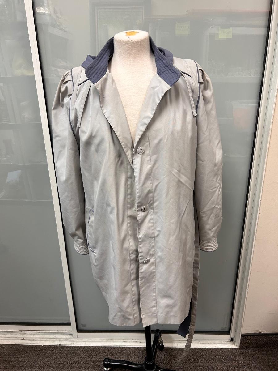 Retro Partners by Mervyn's Grey Blue & Pink Hip Length Trench Style ...