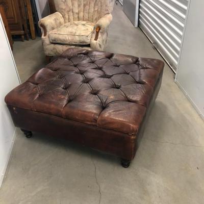 Tufted Faux leather ottoman