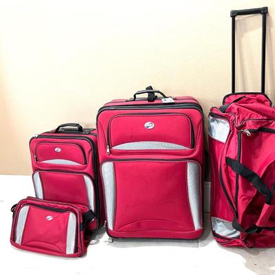 American Tourister 4 Piece Set