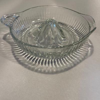 Anchor Hocking Vintage Clar Glass Juicer