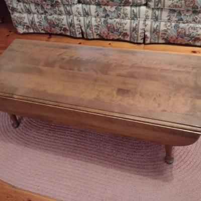 Gorgeous Vintage Solid Wood Ethan Allen Double Drop Leaf Coffee Table