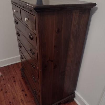 Vintage Ethan Allen Solid Wood 2 over 5 Chest of Drawers