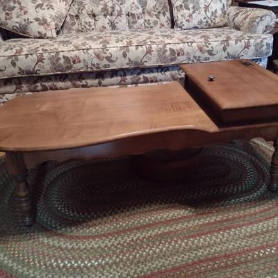 Vintage Solid Wood Cobbler's Bench Design Center Room Table