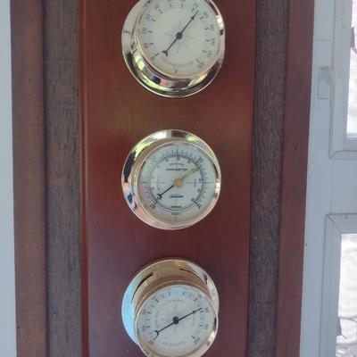 Sunbeam Hygrometer, Thermometer, and Barometer