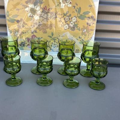 VINTAGE JUICER , GRATER AND GOBLETS