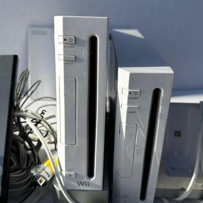 Wii lot two game systems