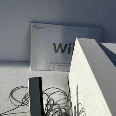 Wii lot two game systems