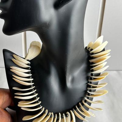 Beautiful Shell necklace
