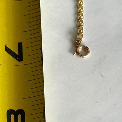 10k Gold Bracelet marked with letter R