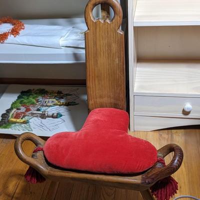 Vintage Don Shoemaker Wood 3 Legged "Silla Partera"