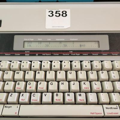 Smith Corona Word Processing Typewriter XD 7600 Tested working