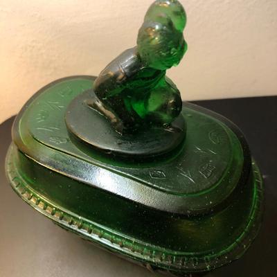 â€œWestward Hoâ€ Rare Green Pioneer Glass by Gillinder and Sons -Lot 108