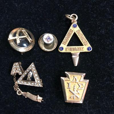 College Charm, & Other Misc. Pins (some marked 10K) -Lot 120