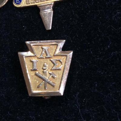 College Charm, & Other Misc. Pins (some marked 10K) -Lot 120