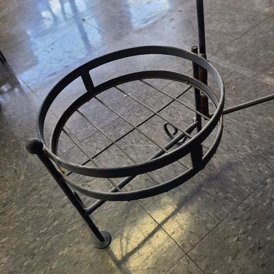 Metal Flower Pot Stand