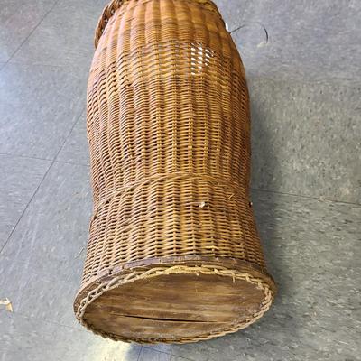 Round Wicker Umbrella or Cane Stand