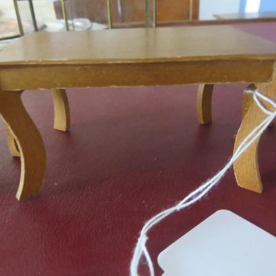 Miniature Wooden Dollhouse Furniture - Table and Chairs