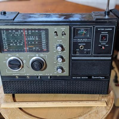 Vintage Readers Digest Multi-Band Receiver , Works!