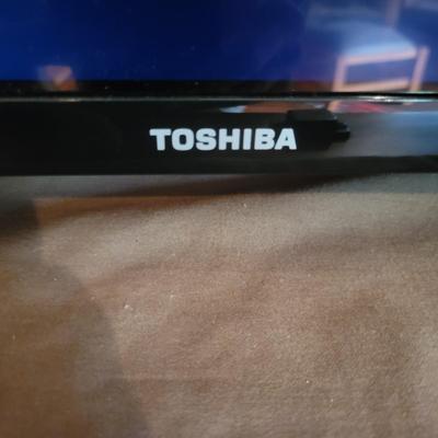 Toshiba 32
