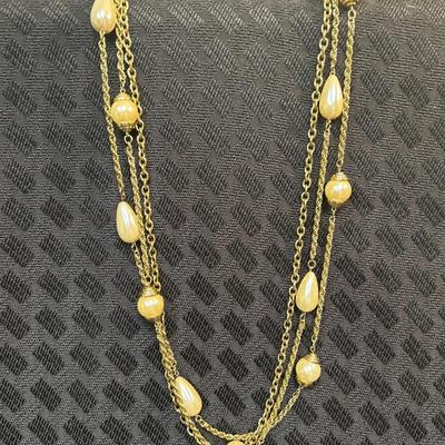 Vintage Layered Faux Pearl Gold Tone Fashion Necklace