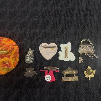 Assorted pin