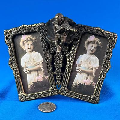 ELABORATE VICTORIAN ANGEL DOUBLE PICTURE FRAME