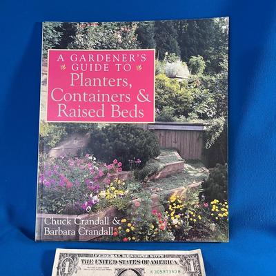 GARDNERâ€™S GUIDE TO PLANTERS, CONTAINERS, RAISED BEDS BOOK