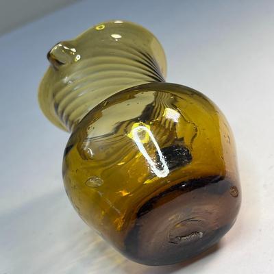 SMALL AMBER BLOWN GLASS PITCHER WITH SWIRLS 