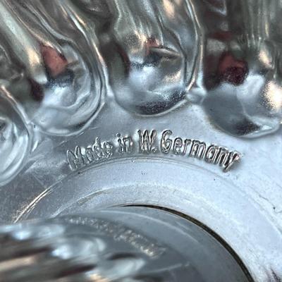 VINTAGE SHINY METAL BUNDT-LIKE PAN