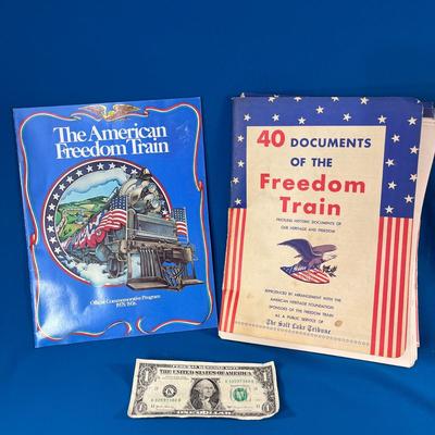 1976 AMERICAN FREEDOM TRAIN PROGRAM AND DOCUMENT REPRODUCTIONS