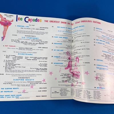 VINTAGE 1961 ICE CAPADES PROGRAM AND TROUPE BROCHURE