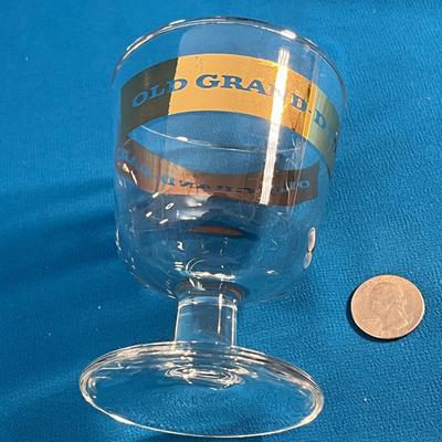 â€œOLD GRAND DADâ€ STEMMED DRINKING GLASS SHINY GOLD RIBBON GRAPHIC