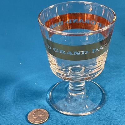 â€œOLD GRAND DADâ€ STEMMED DRINKING GLASS SHINY GOLD RIBBON GRAPHIC