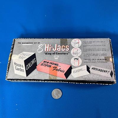 SET OF 7 VINTAGE â€œHI-JACS- KING OF COASTERSâ€ KNITTED COOZIES CUP JACKETS