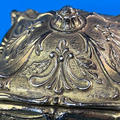 ANTIQUE AGED BRASS LOOK FANCY HINGED LID TRINKET BOX 