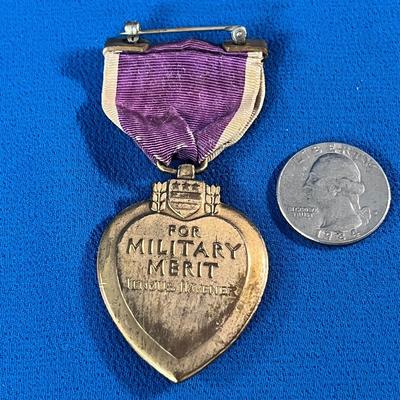 VINTAGE WWI PURPLE HEART MEDAL