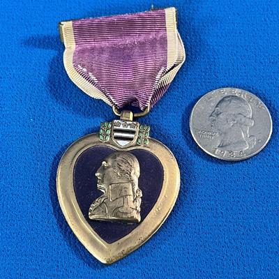 VINTAGE WWI PURPLE HEART MEDAL