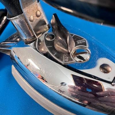 VINTAGE COLEMAN â€œEASY GLIDEâ€ IRON WITH COOL MARBELIZED HANDLE