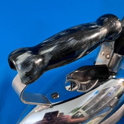 VINTAGE COLEMAN â€œEASY GLIDEâ€ IRON WITH COOL MARBELIZED HANDLE